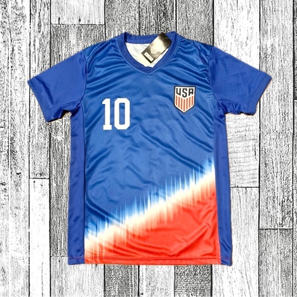 Christian Pulisic Large Adult men’s soccer jersey New With Tags- SHIPS TODAY - Picture 2 of 3